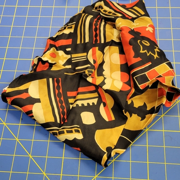 B & B BAAR BEARDS Vintage Neck Infinity Scarf Shrug 32" Around - Picture 1 of 4